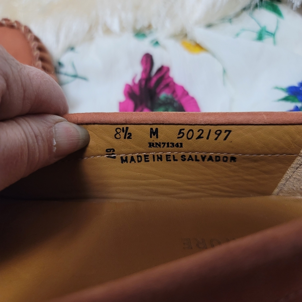 Nwot. L. L. Bean Signature Tassel Loafers. Size 8… - image 5